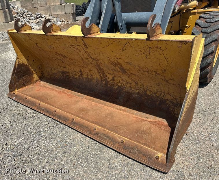 image for item EJ8679 2012 John Deere 310SK backhoe