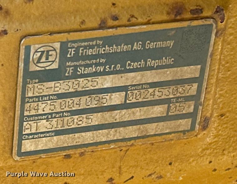 image for item EJ8679 2012 John Deere 310SK backhoe