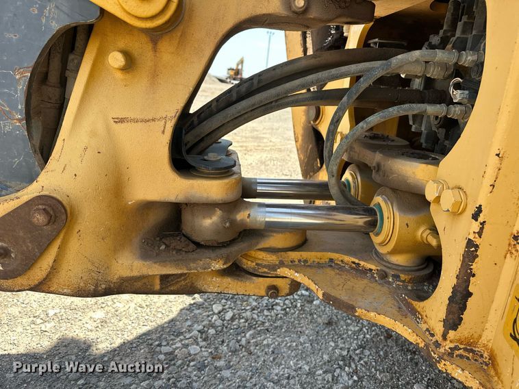 image for item EJ8679 2012 John Deere 310SK backhoe