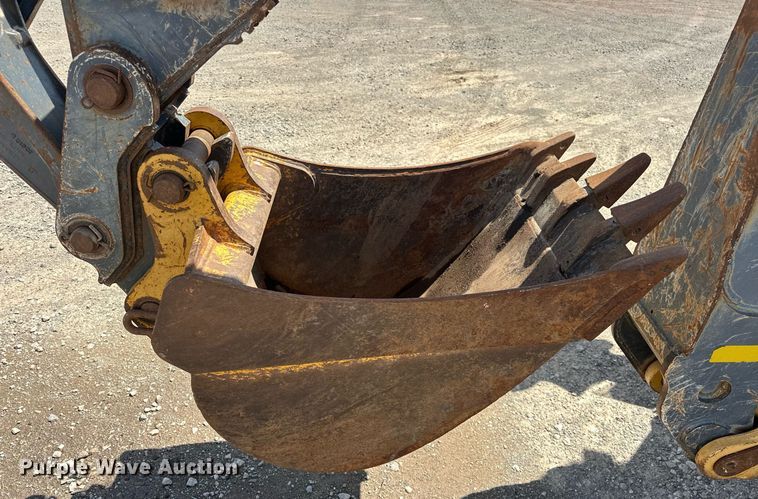 image for item EJ8679 2012 John Deere 310SK backhoe