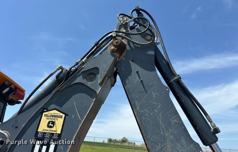 image for item EJ8679 2012 John Deere 310SK backhoe