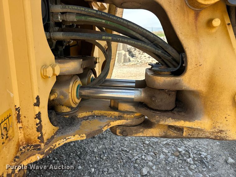 image for item EJ8679 2012 John Deere 310SK backhoe