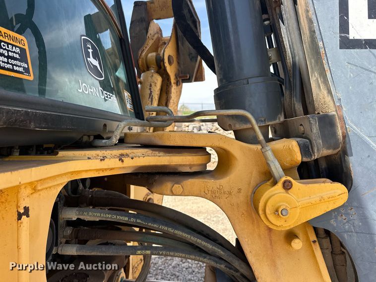 image for item EJ8679 2012 John Deere 310SK backhoe