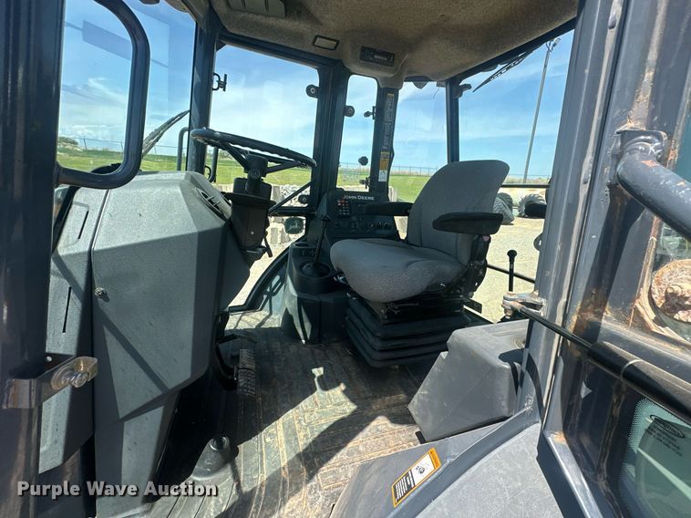 image for item EJ8679 2012 John Deere 310SK backhoe