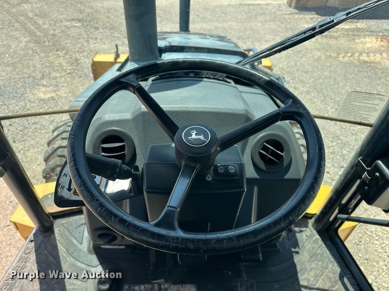 image for item EJ8679 2012 John Deere 310SK backhoe