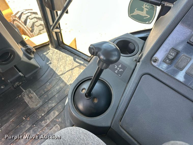 image for item EJ8679 2012 John Deere 310SK backhoe