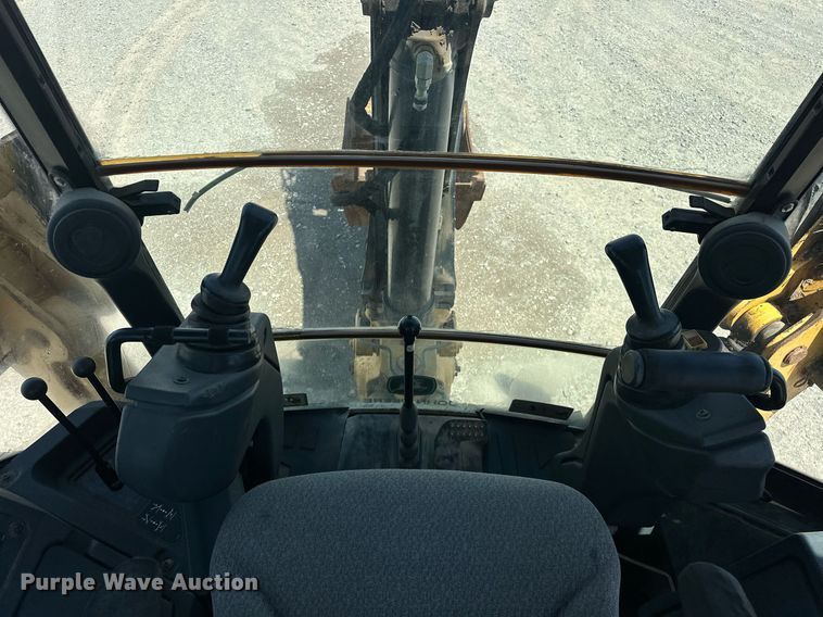 image for item EJ8679 2012 John Deere 310SK backhoe