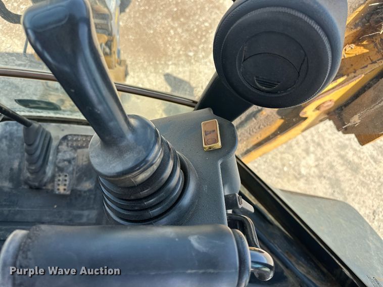 image for item EJ8679 2012 John Deere 310SK backhoe