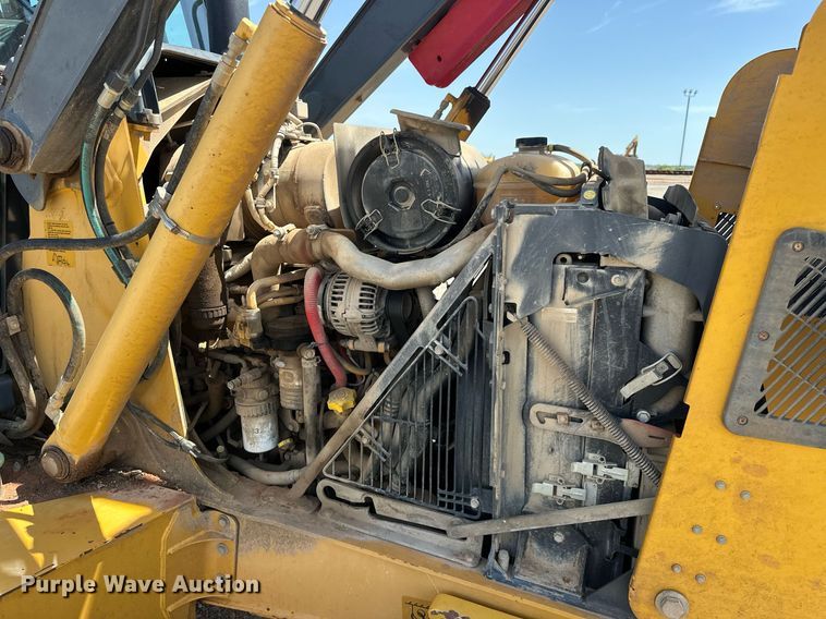 image for item EJ8679 2012 John Deere 310SK backhoe