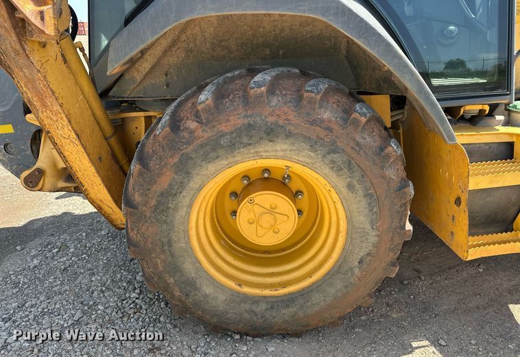 image for item EJ8679 2012 John Deere 310SK backhoe