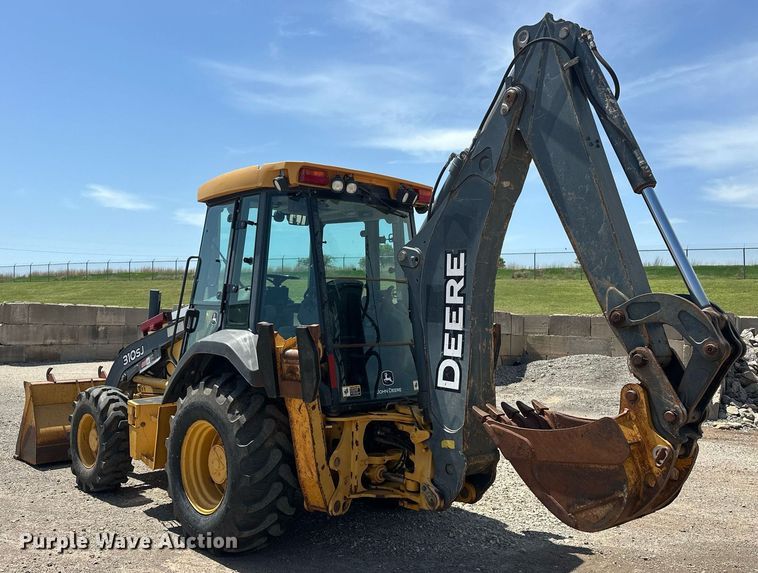image for item EJ8680 2008 John Deere 310SJ backhoe