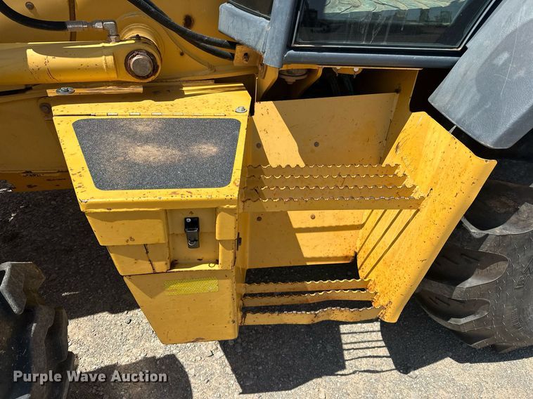 image for item EJ8680 2008 John Deere 310SJ backhoe