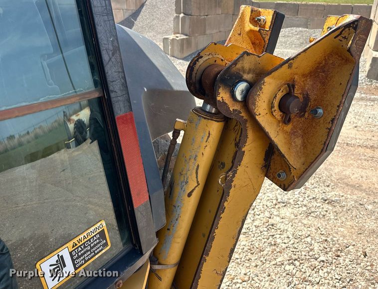 image for item EJ8680 2008 John Deere 310SJ backhoe