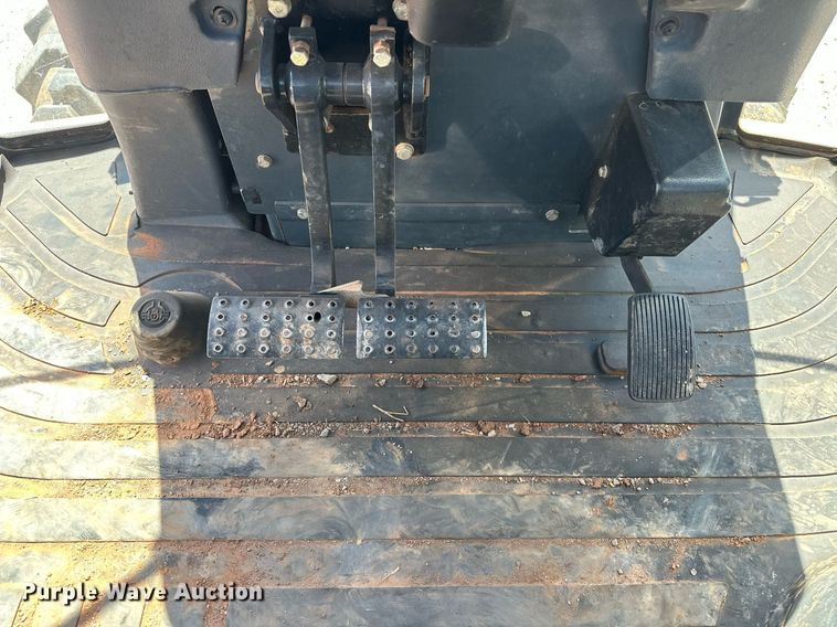 image for item EJ8680 2008 John Deere 310SJ backhoe