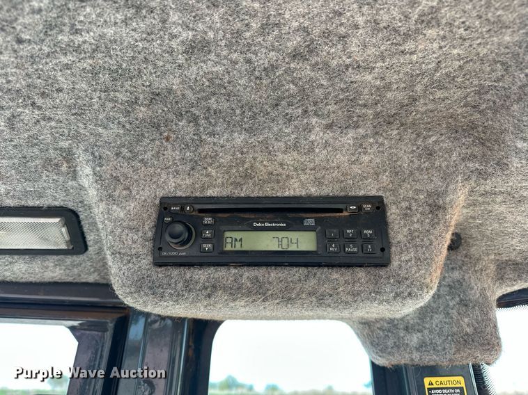 image for item EJ8680 2008 John Deere 310SJ backhoe