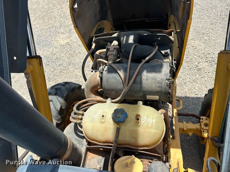 image for item EJ8680 2008 John Deere 310SJ backhoe