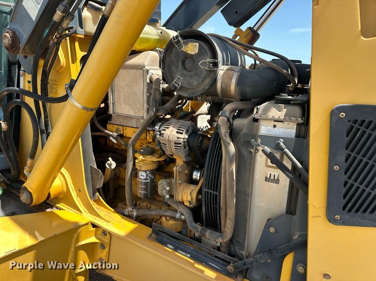 image for item EJ8680 2008 John Deere 310SJ backhoe