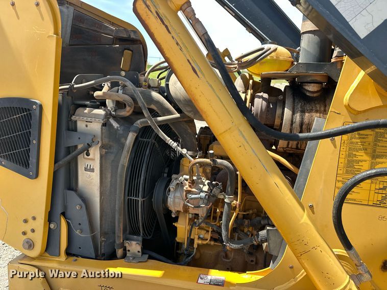 image for item EJ8680 2008 John Deere 310SJ backhoe