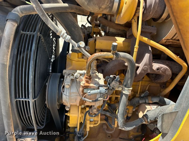 image for item EJ8680 2008 John Deere 310SJ backhoe