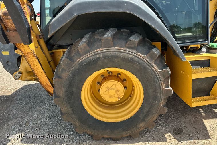 image for item EJ8680 2008 John Deere 310SJ backhoe