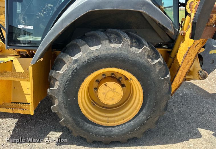 image for item EJ8680 2008 John Deere 310SJ backhoe