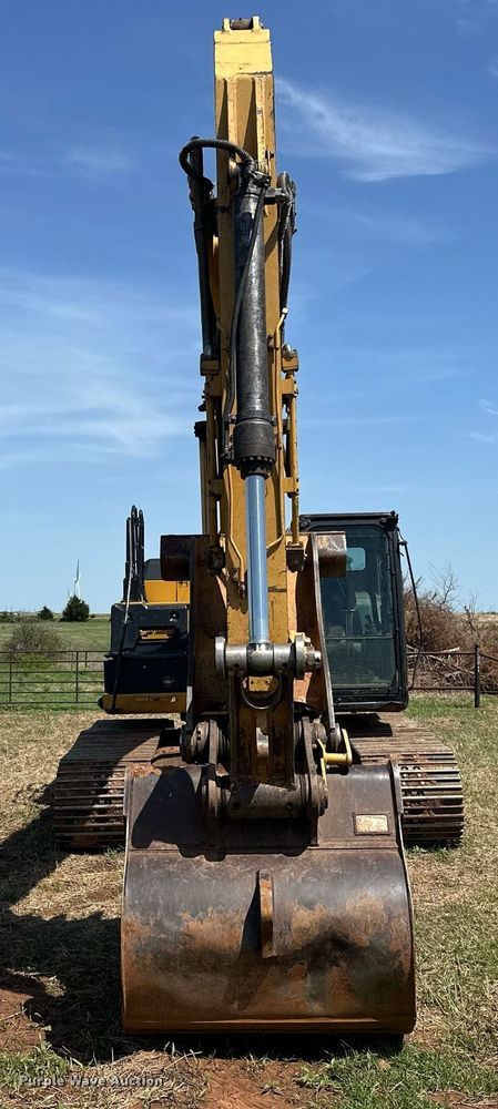 image for item EJ8681 2013 Caterpillar 324EL excavator