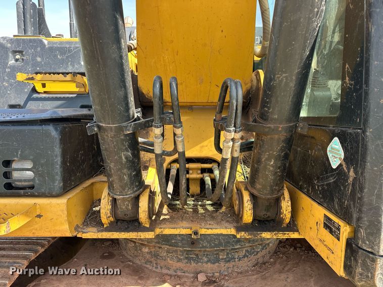 image for item EJ8681 2013 Caterpillar 324EL excavator
