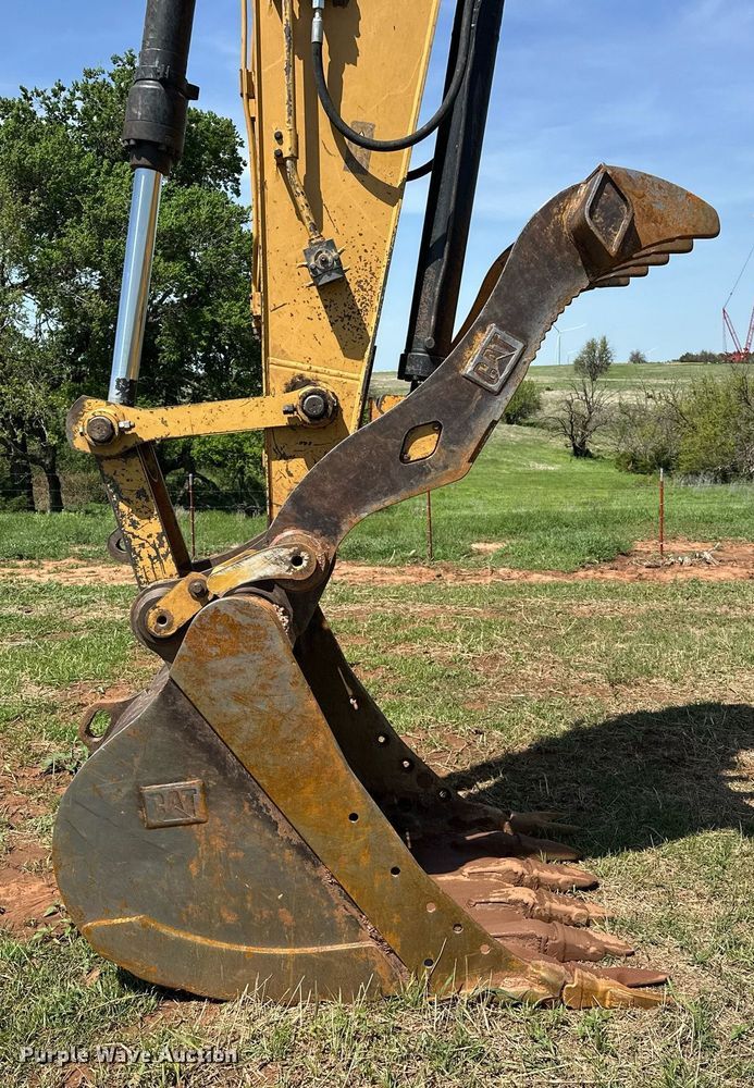 image for item EJ8681 2013 Caterpillar 324EL excavator