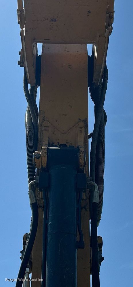 image for item EJ8681 2013 Caterpillar 324EL excavator