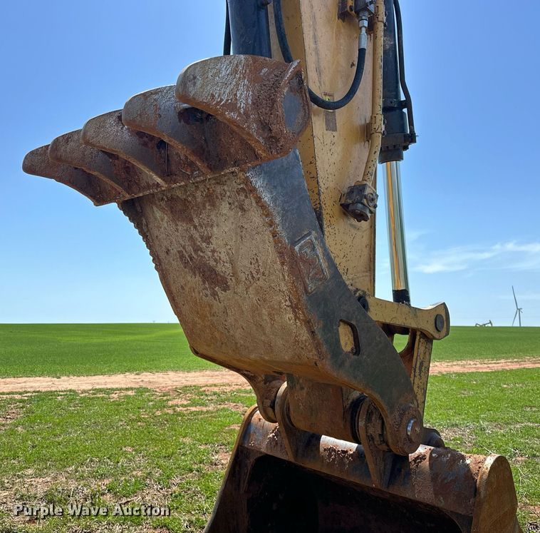 image for item EJ8681 2013 Caterpillar 324EL excavator