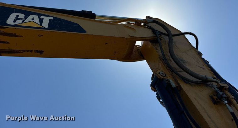 image for item EJ8681 2013 Caterpillar 324EL excavator