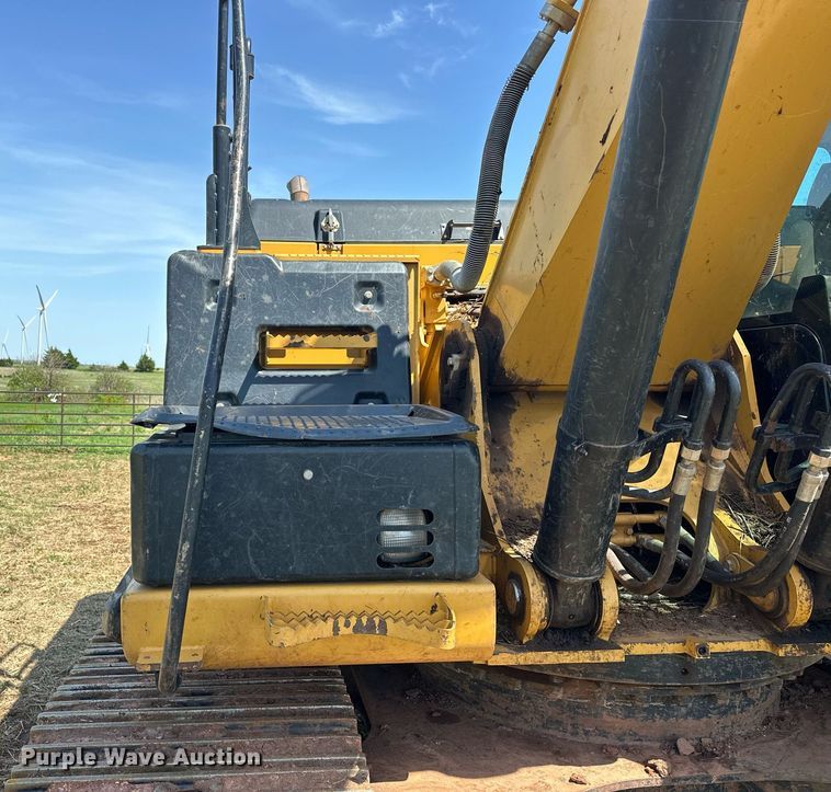 image for item EJ8681 2013 Caterpillar 324EL excavator