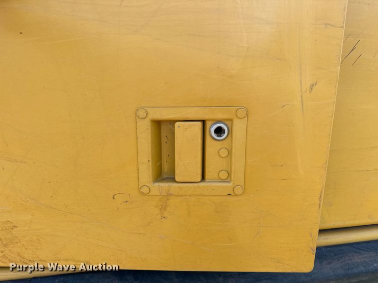 image for item EJ8681 2013 Caterpillar 324EL excavator