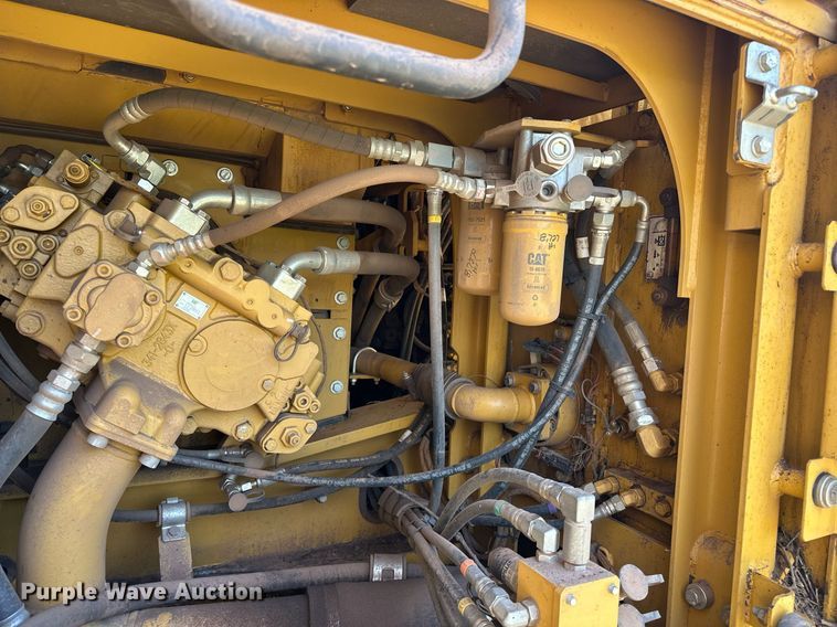 image for item EJ8681 2013 Caterpillar 324EL excavator