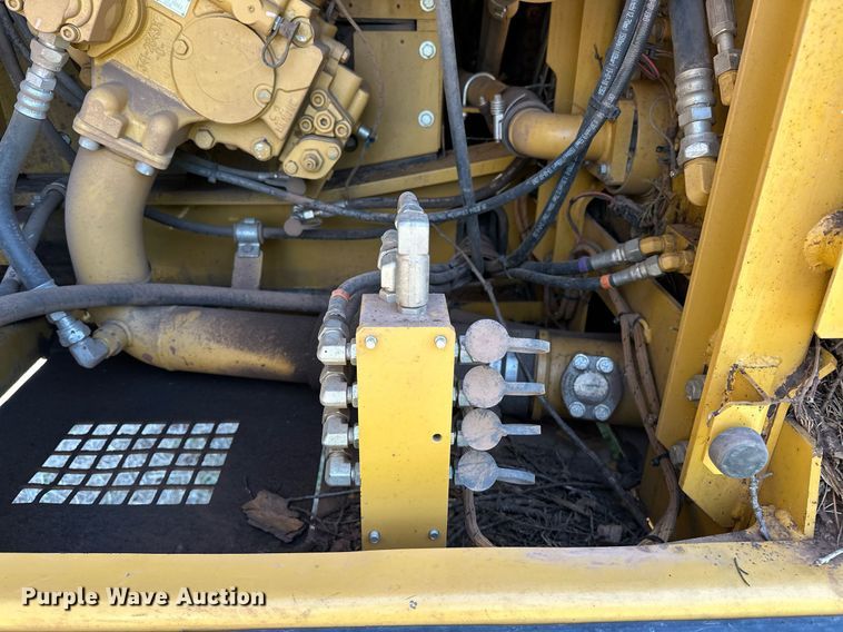 image for item EJ8681 2013 Caterpillar 324EL excavator