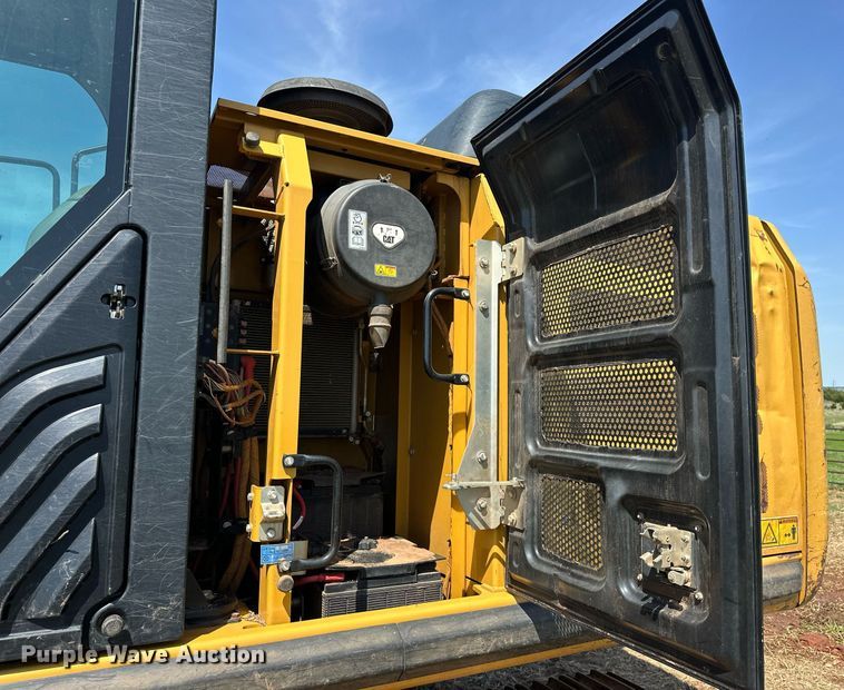 image for item EJ8681 2013 Caterpillar 324EL excavator