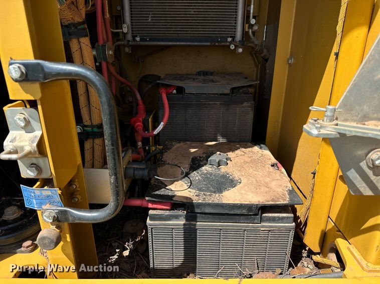 image for item EJ8681 2013 Caterpillar 324EL excavator