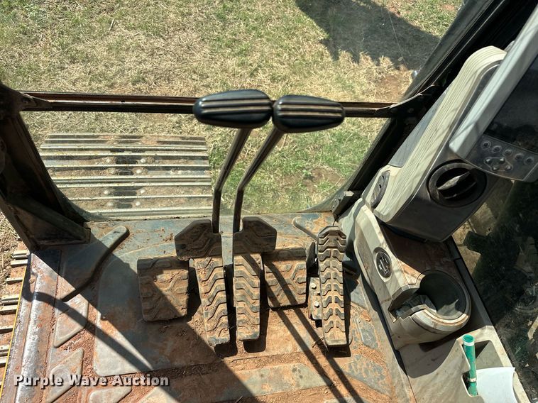 image for item EJ8681 2013 Caterpillar 324EL excavator