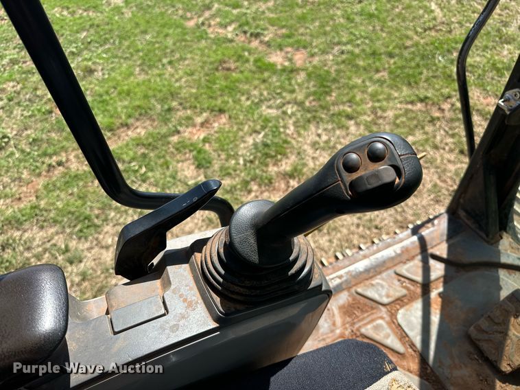 image for item EJ8681 2013 Caterpillar 324EL excavator