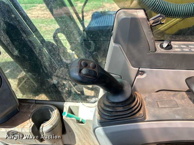 image for item EJ8681 2013 Caterpillar 324EL excavator