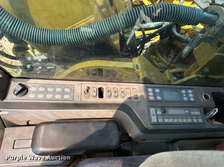 image for item EJ8681 2013 Caterpillar 324EL excavator