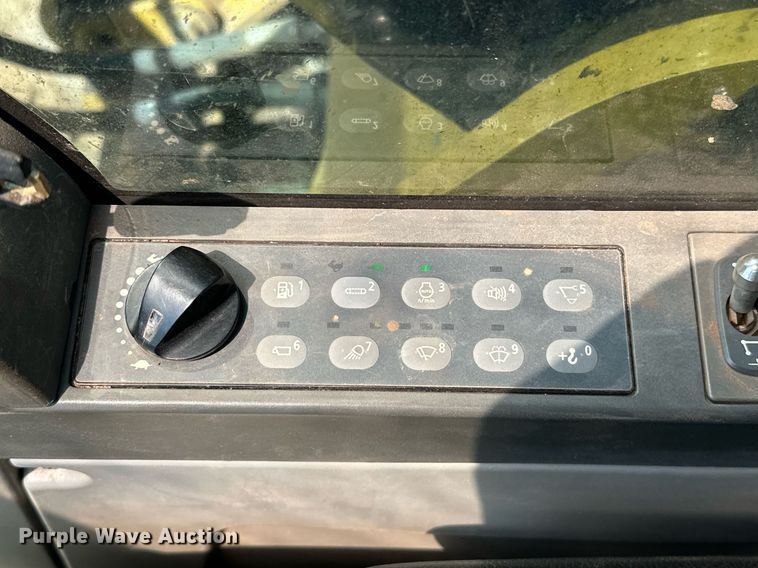 image for item EJ8681 2013 Caterpillar 324EL excavator