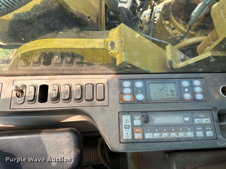 image for item EJ8681 2013 Caterpillar 324EL excavator