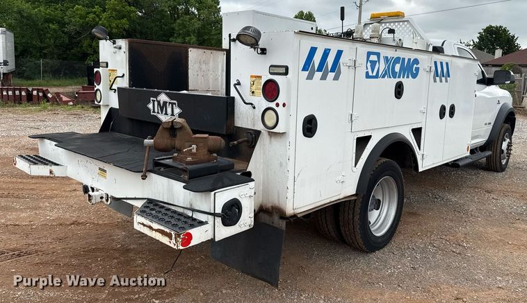 image for item EJ8704 2019 Dodge Ram 5500 utility / service truck