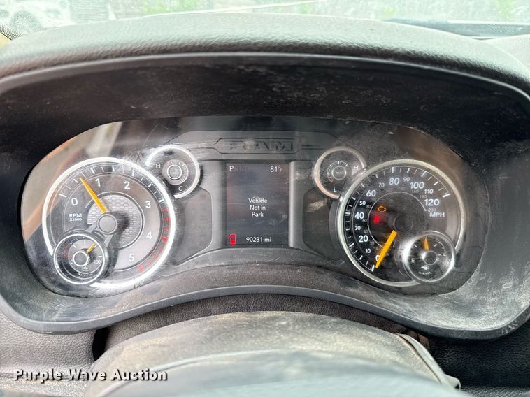 image for item EJ8704 2019 Dodge Ram 5500 utility / service truck