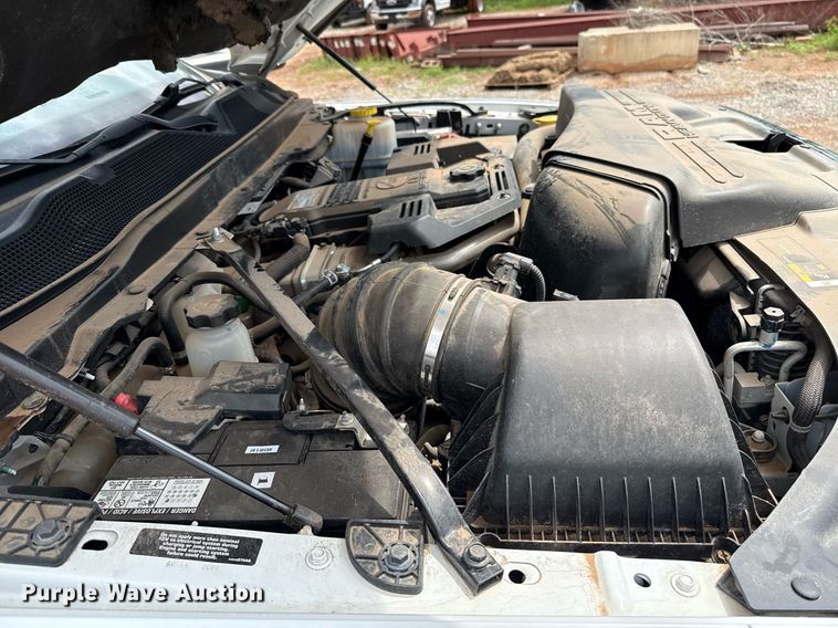 image for item EJ8704 2019 Dodge Ram 5500 utility / service truck