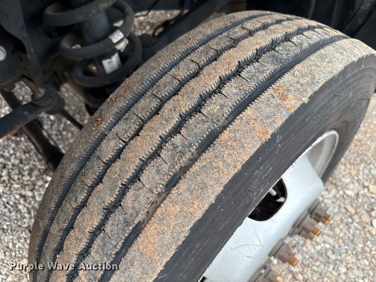 image for item EJ8704 2019 Dodge Ram 5500 utility / service truck