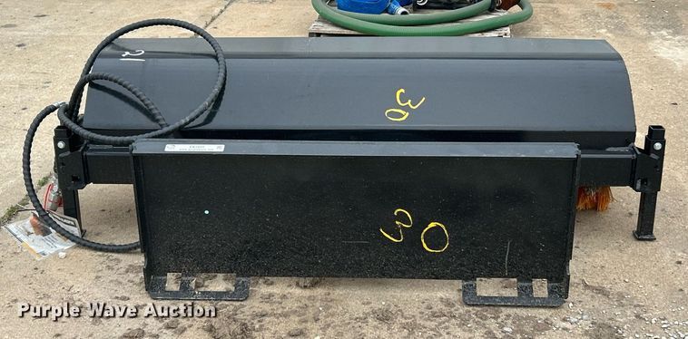 image for item EK2899 2024 GIYI GY-SE61 skid steer sweeper