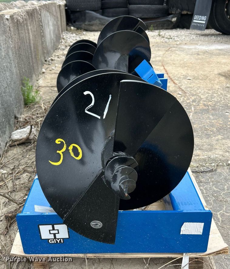 image for item EK2903 GIYI skid steer auger