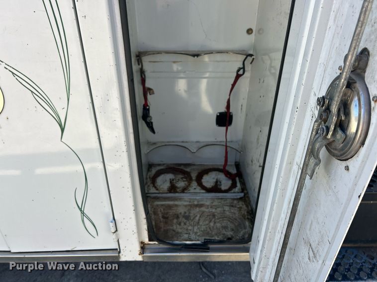 image for item EK2919 2006 Chevrolet C7500 utility / service truck